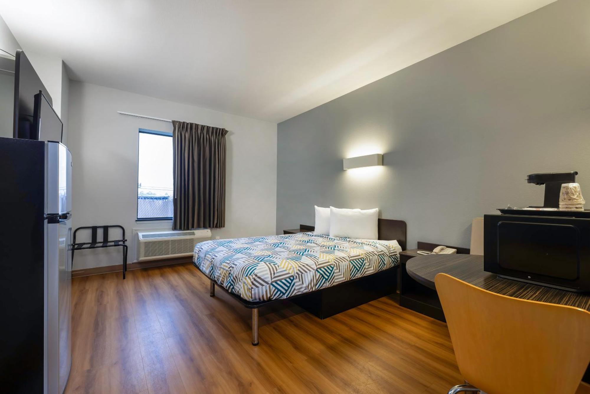Motel 6 Texas City I-45 외부 사진